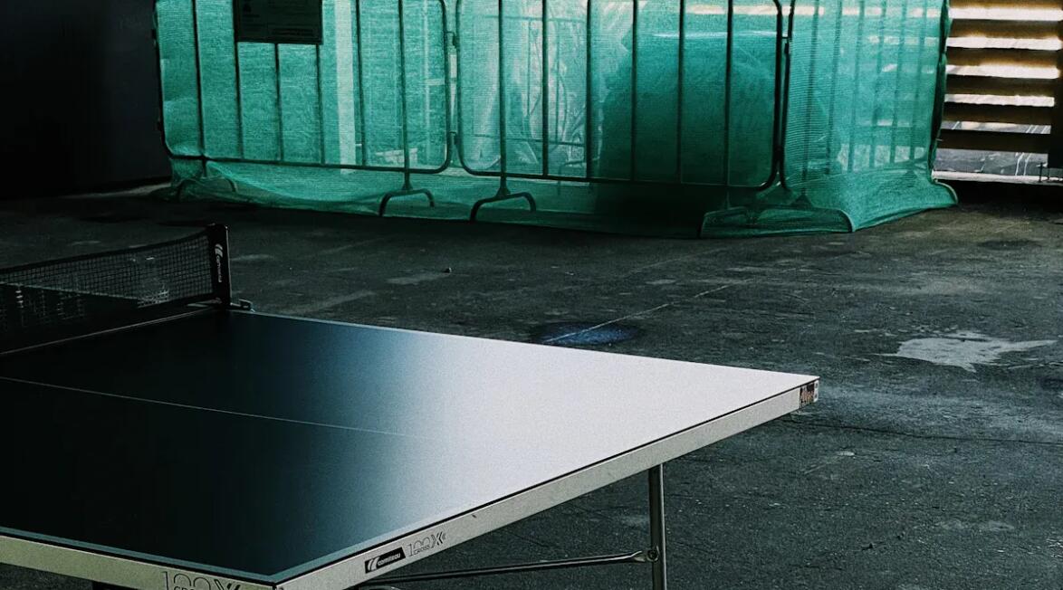 Foldable Table Tennis Table